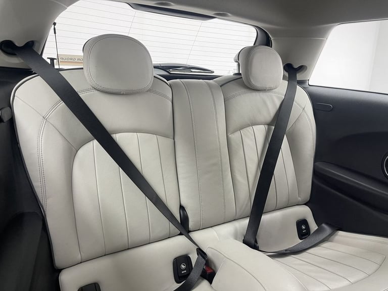 2019 MINI Hatch 1.5 Cooper Exclusive Hatchback 3dr Petrol Manual Euro 6 (s/s) (136 ps) Hatchback ...