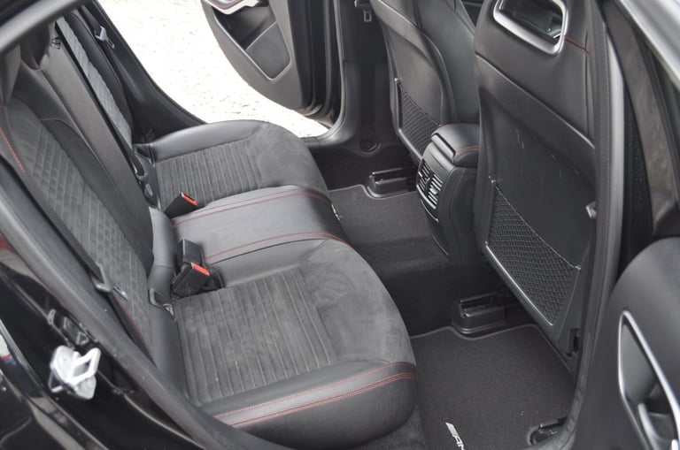 MERCEDES BENZ A180D AMG LINE 1 PREVIOUS OWNER 72MPG CAM BELT REVERSE CAM SAT NAV