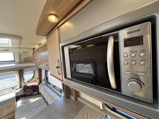 2012 STERLING DIAMOND ELITE COMPACT TOURING CARAVAN