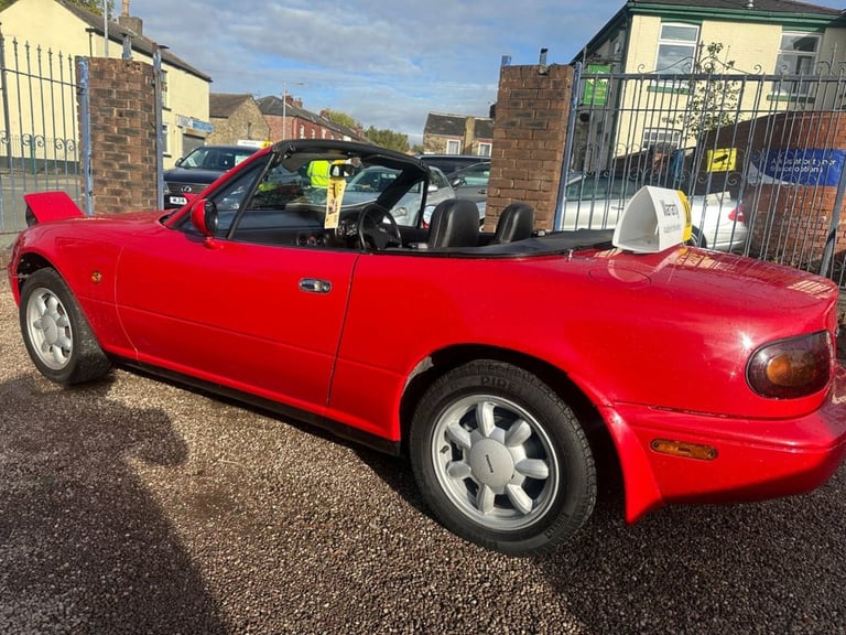 1990 Mazda MX-5 1.6L 2d  114 BHP Convertible Petrol Manual