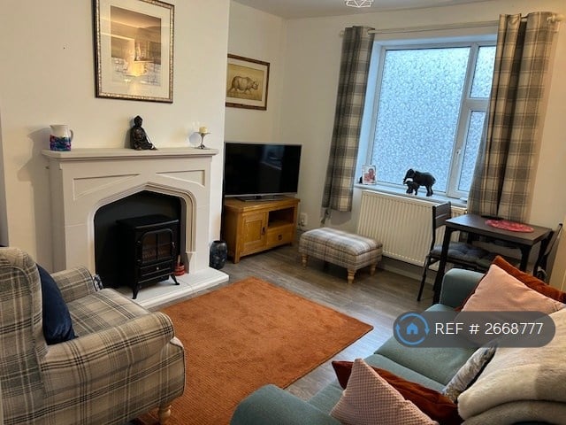 3 bedroom house in Weston Road, Stafford, ST16 (3 bed) (#2668777)