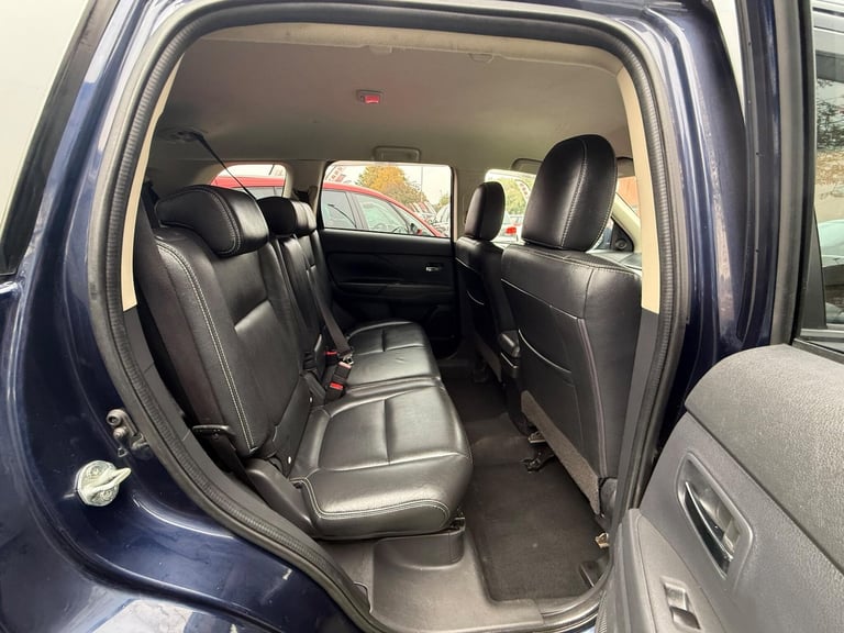 2015 Mitsubishi Outlander 2.2 DI-D GX3 SUV 5dr Diesel Auto 4WD Euro 5 (s/s) (150 ps) ESTATE Diese...