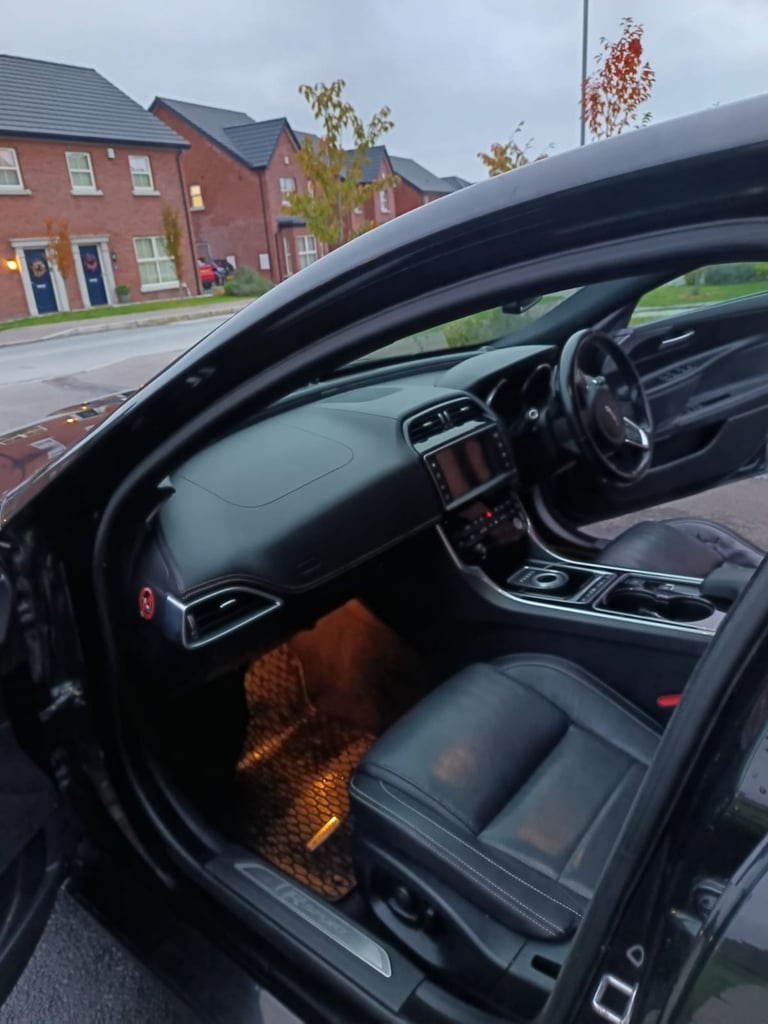 Jaguar, XE, Saloon, 2015, Other, 1999 (cc), 4 doors