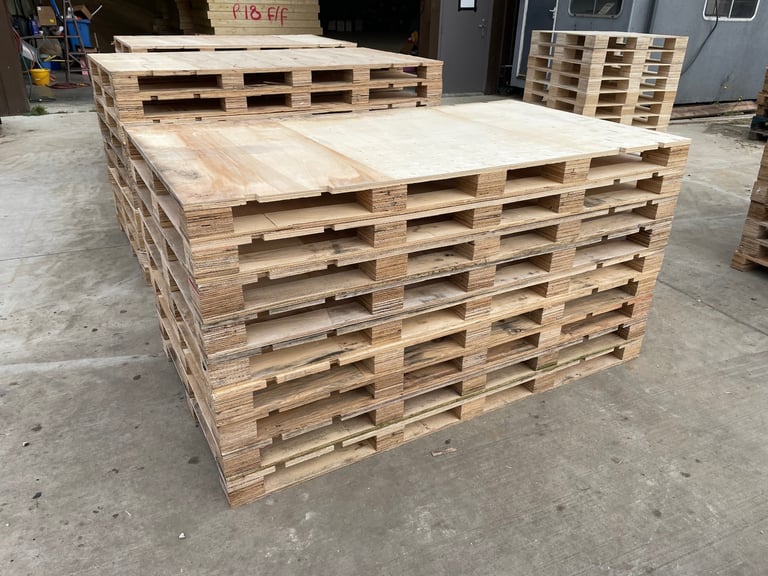 image for Selection of pallets 