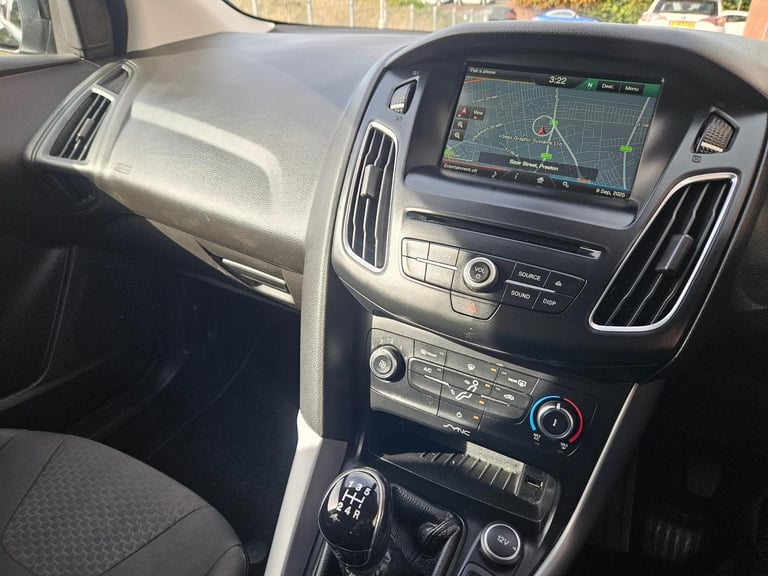 Ford Focus 1.0 EcoBoost zetec. Very clean with service history