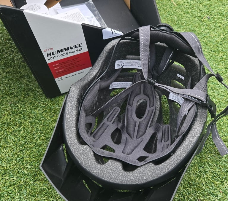 ENDURA Kid's Hummvee Youth Helmet - Black BRAND NEW RRP £45
