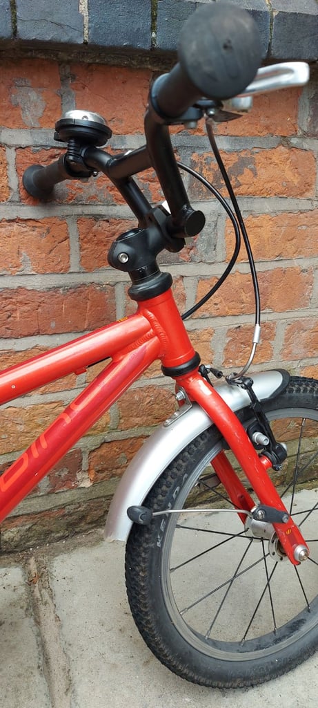 Islabike cnoc 16" wheel