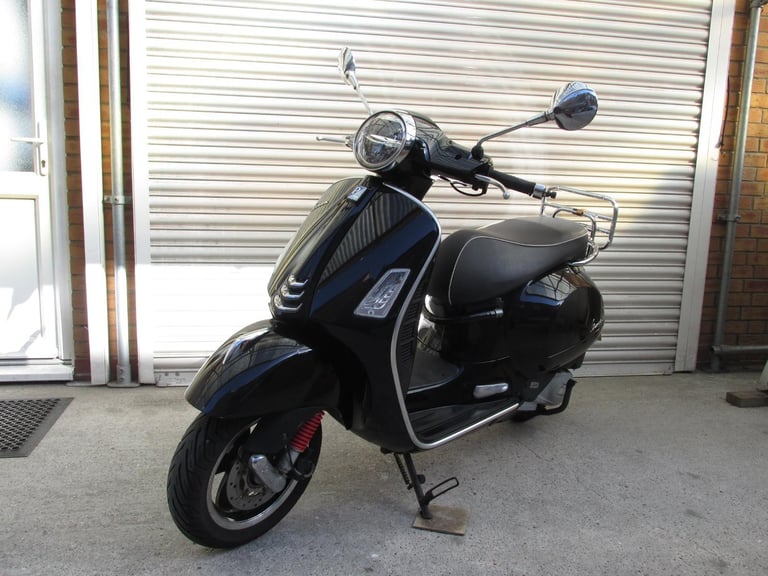 Vespa GTS 125 ABS, 2020, only 6k Miles, 1 Owner From New