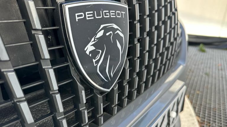 2023 Peugeot E-2008 54kWh GT SUV 5dr Electric Auto (7kW Charger) (156 ps) Automatic Estate Electr...