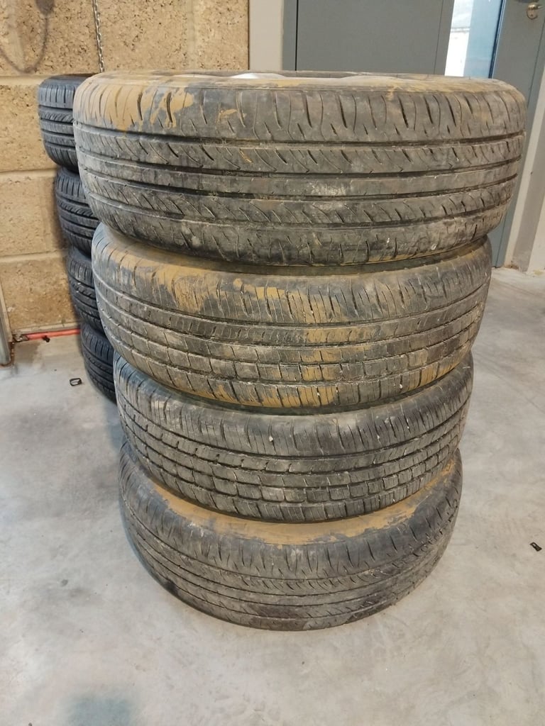 Suzuki Swift 15" Alloys with 185/65 R15 Tyres