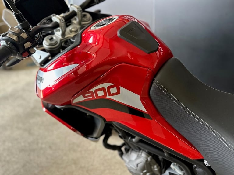 Stunning One Owner 2020/70 Triumph Tiger 900 GT Low Motorcycle 