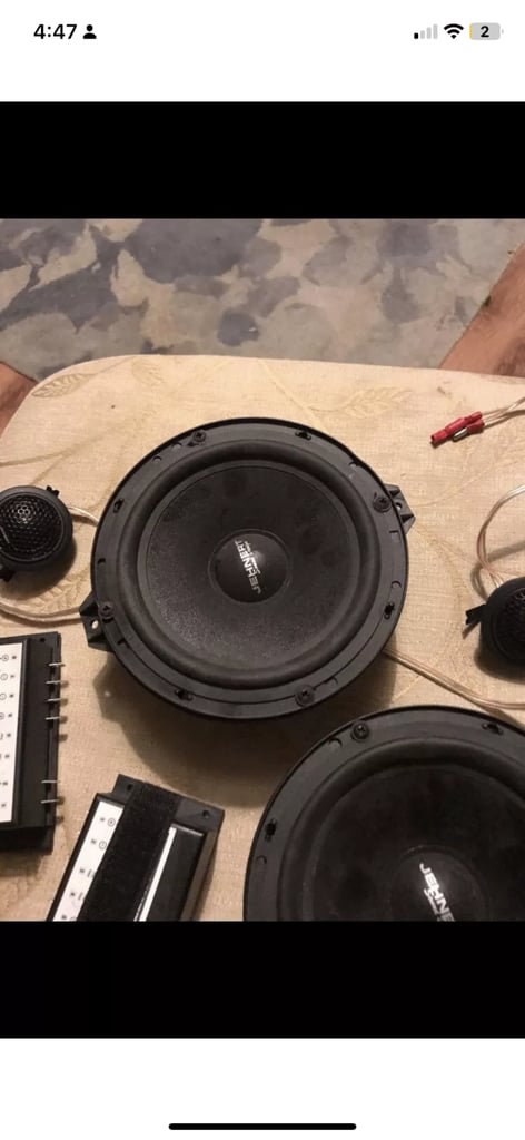 Audi TT jehnert speakers set up