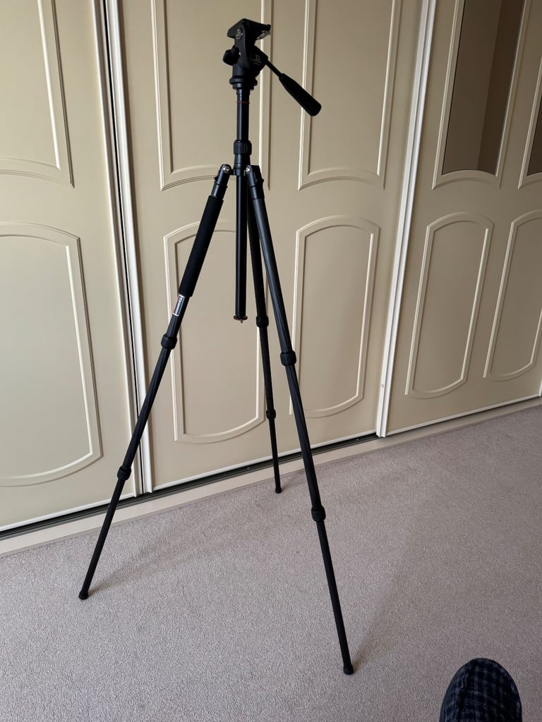 image for Glottis Carbon Tripod