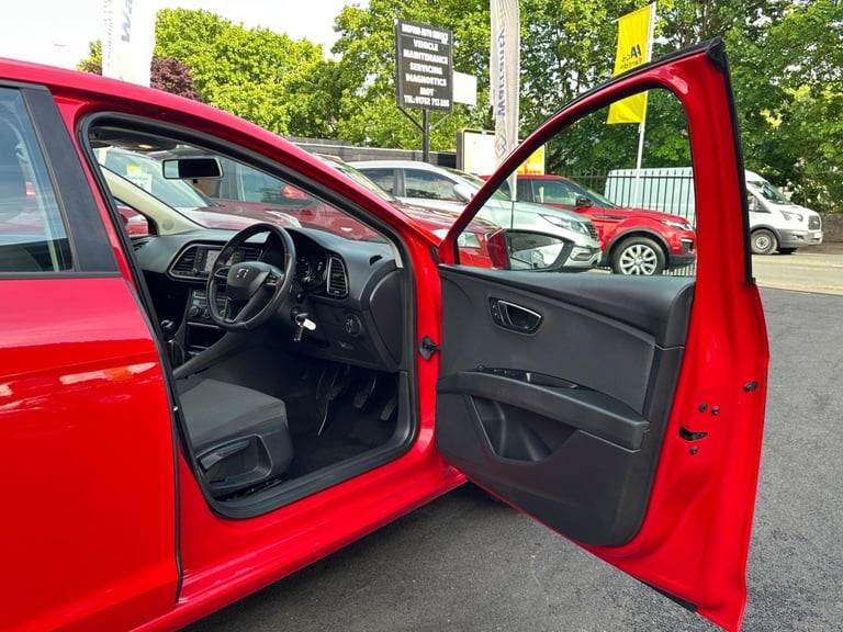 2014 SEAT Leon 1.6 TDI CR SE Euro 5 (s/s) 5dr HATCHBACK Diesel Manual