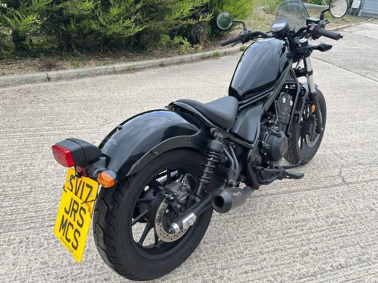 2017 17 HONDA CMX 500 A-X REBEL CMX500 CRUISER BOBBER 4k MILES ONLY NEW MOT