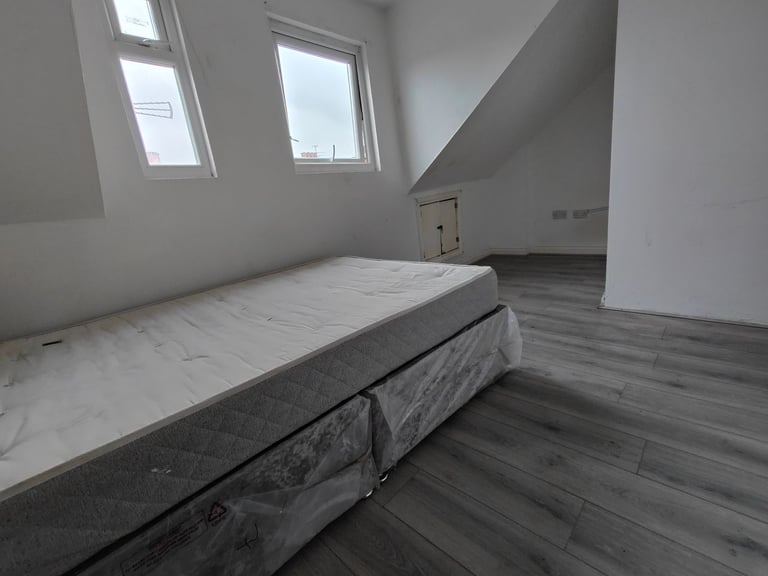 1 Bed Flat near City Centre, Royal Infirmary, Narborough Road South