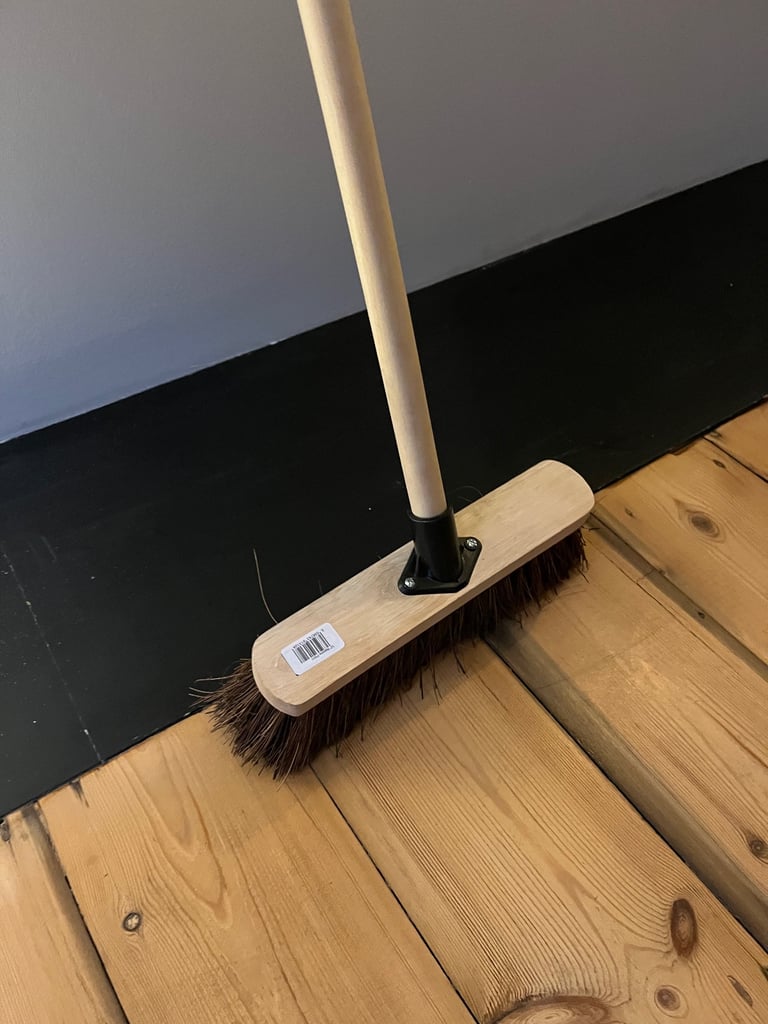 image for Heavy duty broom