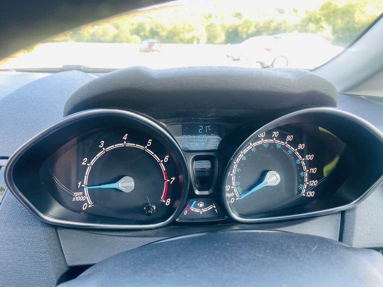 Ford FIESTA 2015, Manual 1.25 petrol, long mot, px or swap possible, 5 doors