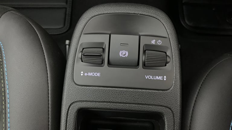 2024 Abarth 500 42kWh Turismo Hatchback 3dr Electric Auto (155 ps) Hatchback Electric Automatic