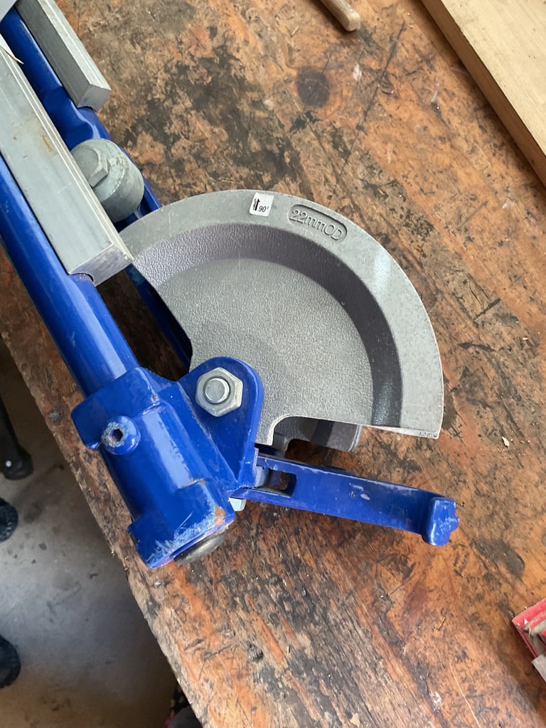 PLUMBERS PIPE BENDERS