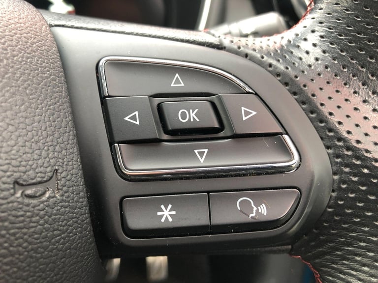2023 MG MG HS 1.5 T-GDI PHEV Trophy 5dr Auto ESTATE PETROL/ELECTRIC Automatic