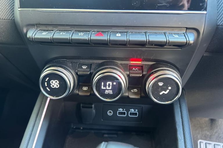 2024 Renault Clio 1.6 E-TECH full hybrid 145 Esprit Alpine 5dr Auto Automatic Hatchback Hybrid Au...