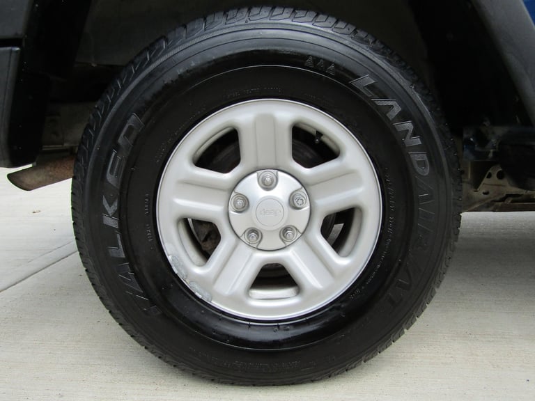  Jeep Wrangler  3.8 V6 SOFT TOP TRAIL RATED 4X4 3DR LHD 4x4 Petrol Manual