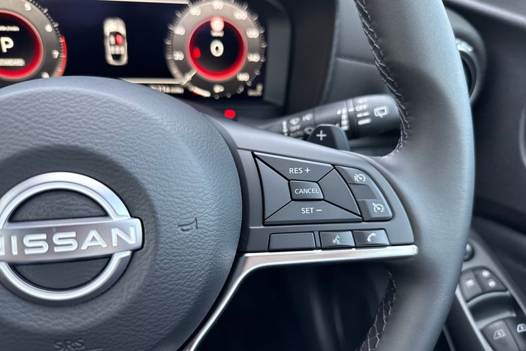 2025 Nissan Juke 1.6 Hybrid N-Connecta 5dr Auto Hatchback Hybrid Automatic