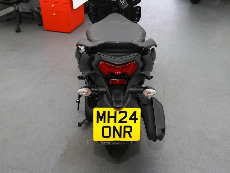 2024, '24 Yamaha RayZR Learner Legal Scooter. ONLY 1,376 MILES. Warranty. £1,995