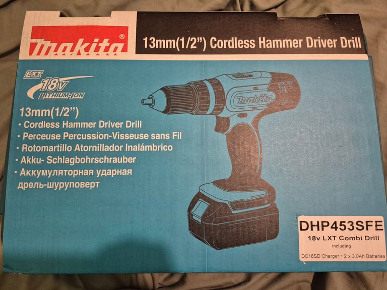 Makita cordless drill kit (SOLD)
