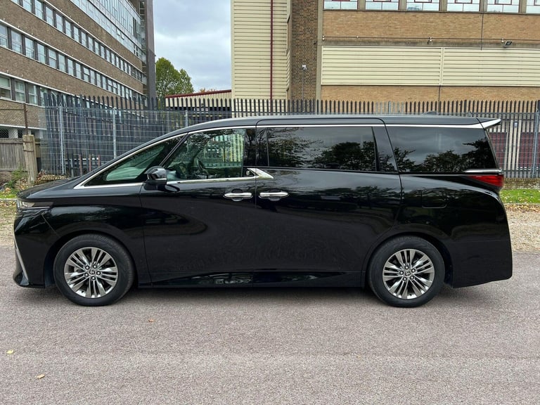  Toyota Alphard 2.5 HYBRID EXECUTIVE LOUNGE SUNROOF Petrol/Electric Hybrid Automatic