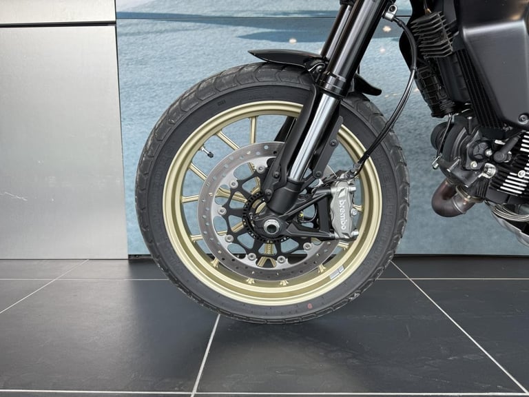 DUCATI SCRAMBLER FULL THROTTLE