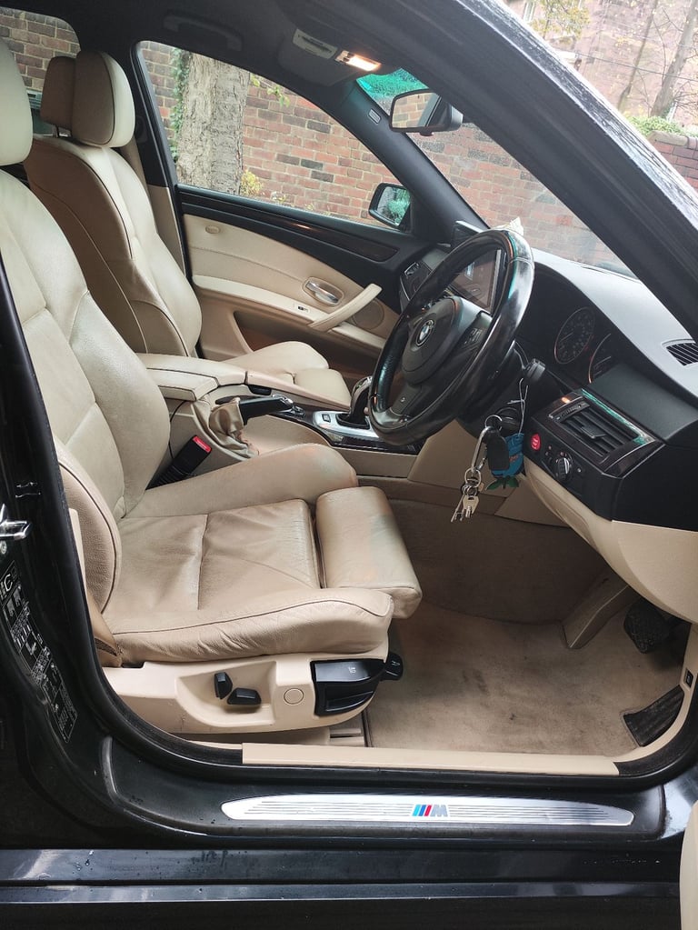 BMW, 5 SERIES, Saloon, 2009, Semi-Auto, 2993 (cc), 4 doors