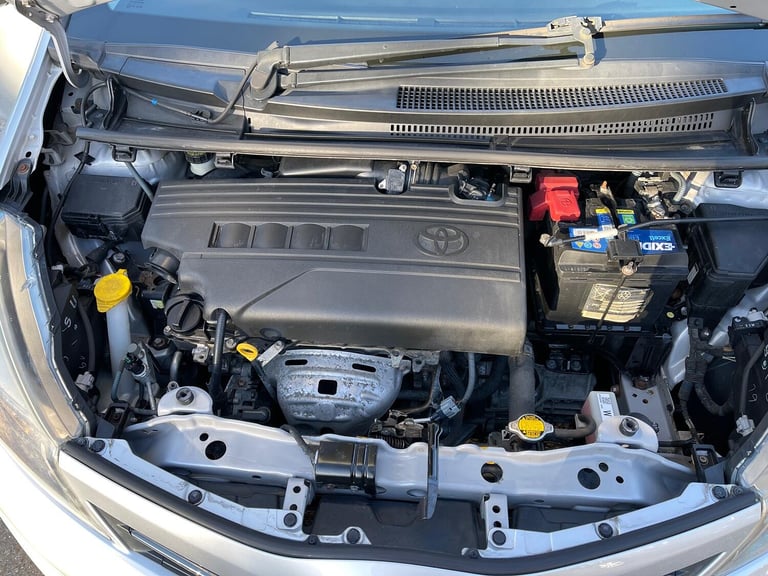 TOYOTA YARIS 1.3 Dual VVT-i Trend 2012