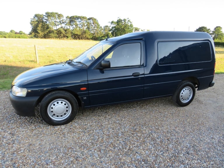 2001 Ford Escort 5 SPEED CAR DERIVED VAN Diesel Manual