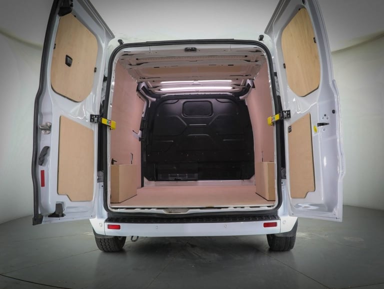 2023 Ford Transit Custom 2.0 300 EcoBlue Limited Panel Van 5dr Diesel Manual L2 H1 Euro 6 (s/s) (...
