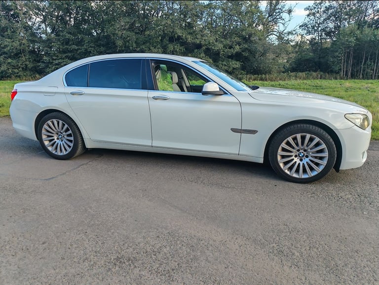image for BMW 7 Series 730Li 3.0 N52 Petrol Low Tax Lez Free Luxury Saloon Limousine 2 Smart Keys Full MOT