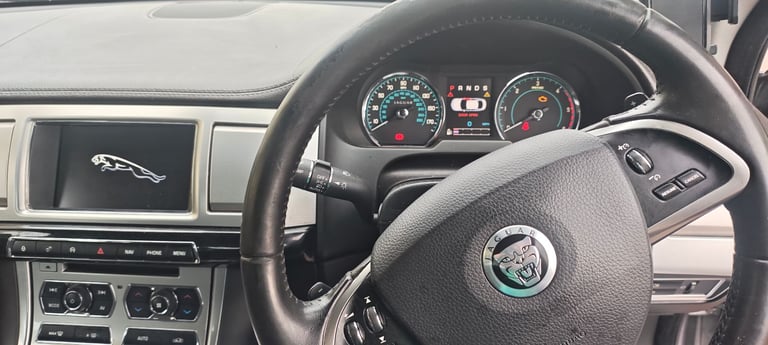 Jaguar, XF, Saloon, 2013, Other, 2179 (cc), 4 doors