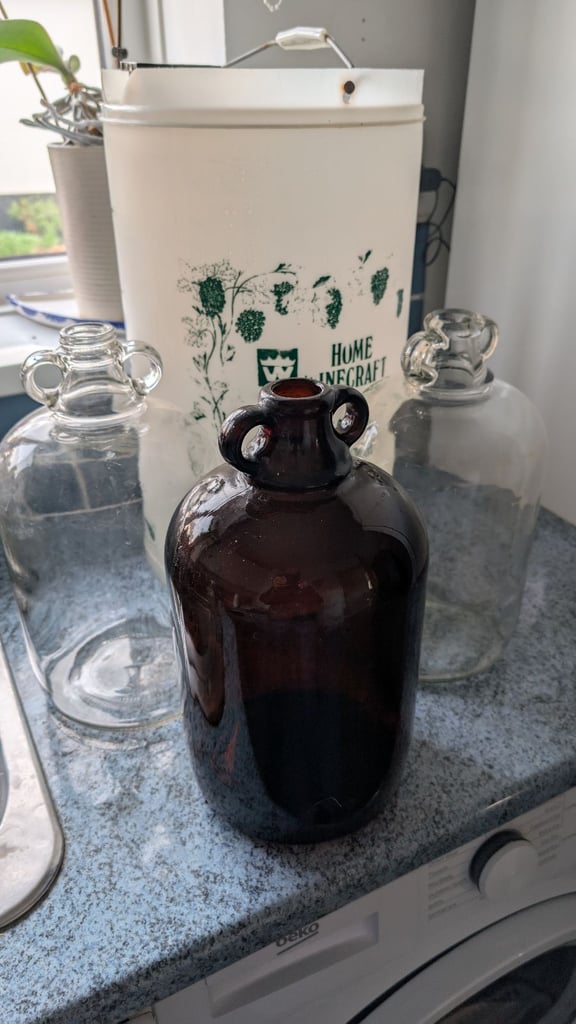 Wine brewing equipment