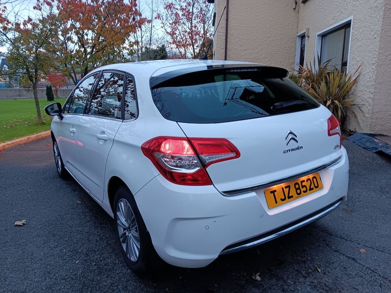 Citroen, C4, Hatchback, 2012, Manual, 1560 (cc), 5 doors