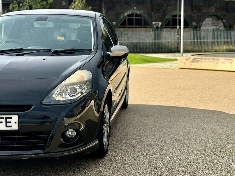 2009 Renault Clio 1.6 VVT 128 GT 3dr HATCHBACK PETROL Manual