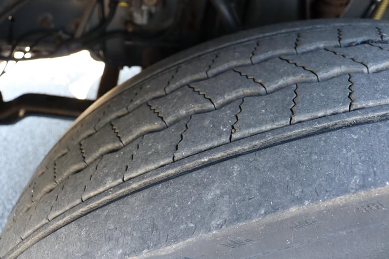 DAF LF 220 4X2 FRIGOBLOCK FREEZER BOXVAN (2014)