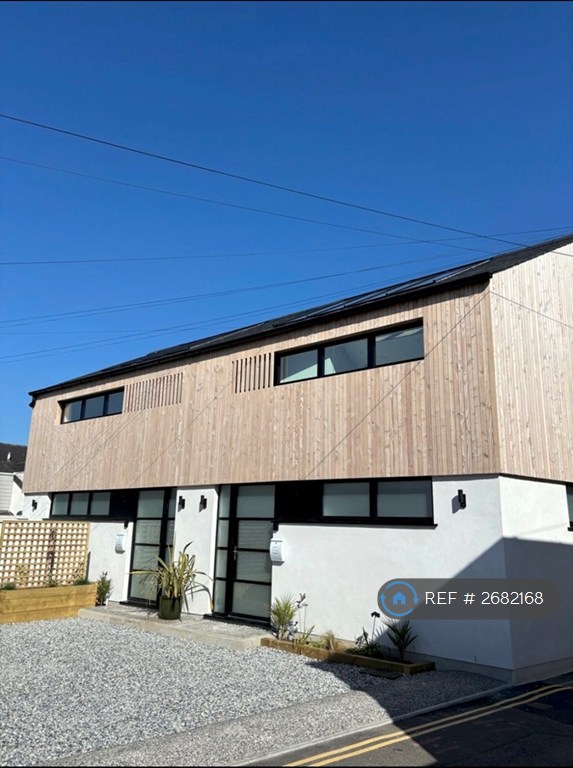 2 bedroom house in St. James Place, Torquay, TQ1 (2 bed) (#2682168)