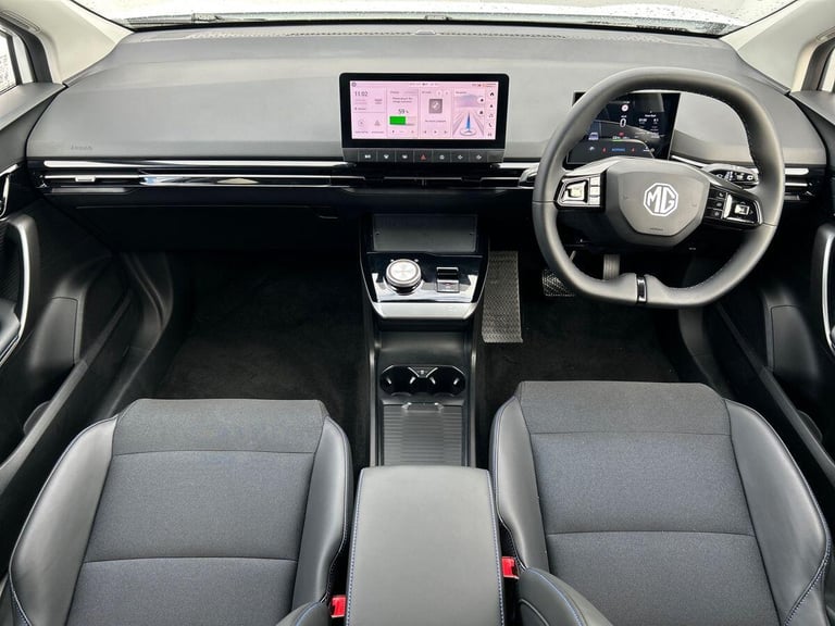 2025 MG MG4 64kWh Trophy Long Range Hatchback 5dr Electric Auto (203 ps) Hatchback ELECTRIC Autom...