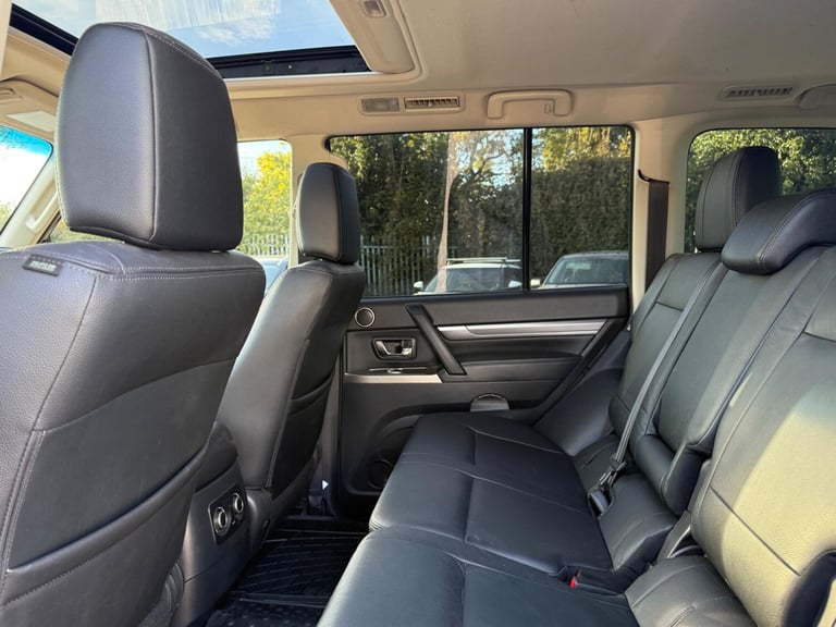 2017 Mitsubishi Shogun 3.2 DI-DC SG3 Auto 4WD Euro 6 5dr LWB ESTATE Diesel Automatic