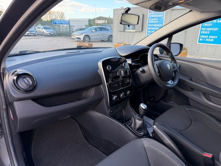 2025 Renault Clio 1.5 dCi 90 Play 5dr Hatchback DIESEL Manual