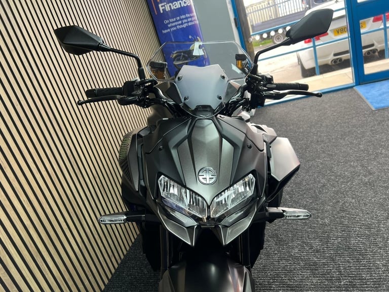 2024 74 Kawasaki Ninja ZH2 Z H2 1000 Performance SUPERCHARGED - AKRAPOVIC 