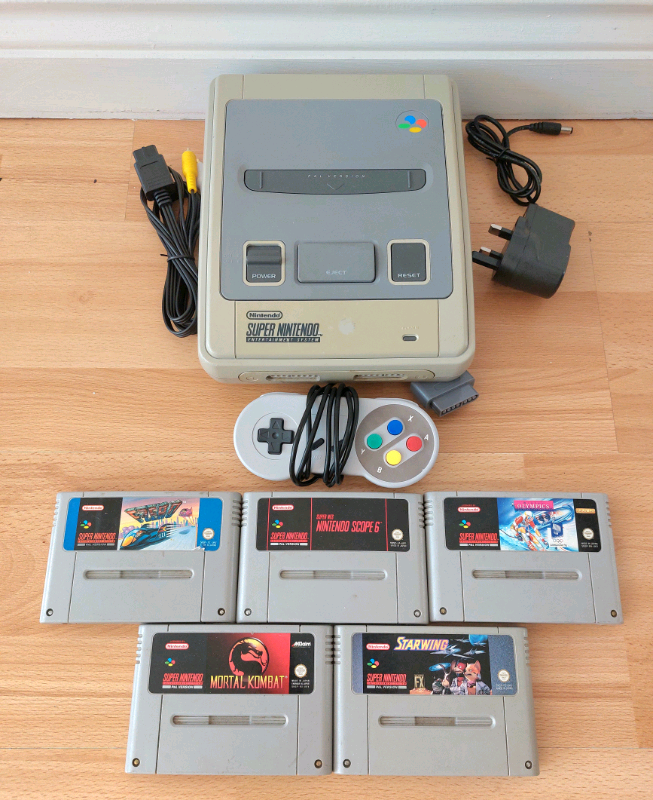 Original Super Nintendo SNES, all leads, controller and games 