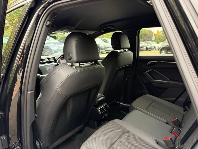  Audi Q3 2.0 TFSI 40 S line SUV 5dr Petrol S Tronic quattro Euro 6 (s/s) (190 ps) Petrol Automatic