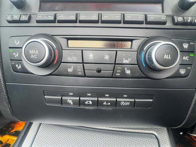 2013 BMW 1 Series 118i Sport Plus Edition 2dr CONVERTIBLE Petrol Manual